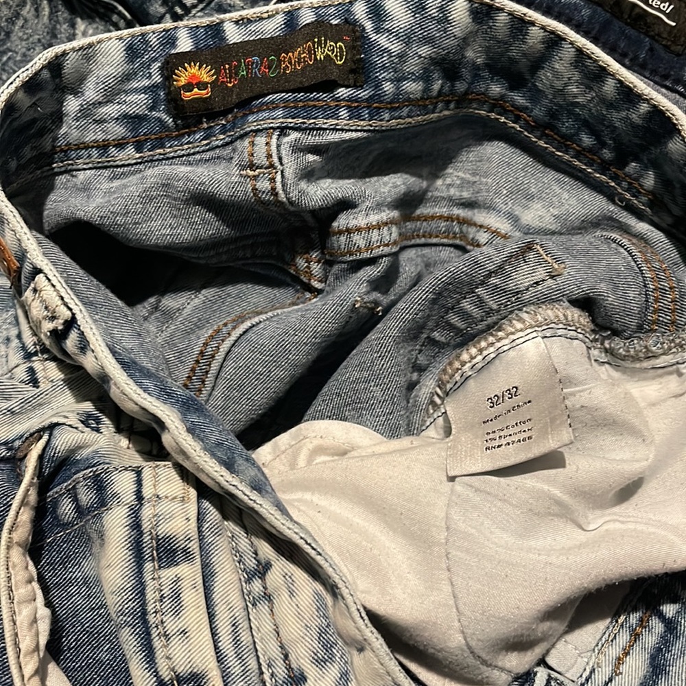 Men’s distressed jeans size 30 and 32 - Picture 12 of 14
